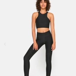 Outdoor Voices warmup legging